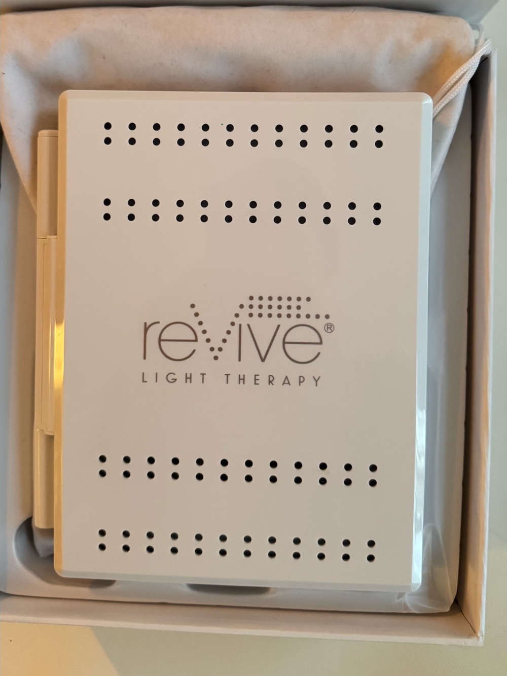 Dual-Panel Red & Blue LED Light Therapy Device - Picture 2 of 4